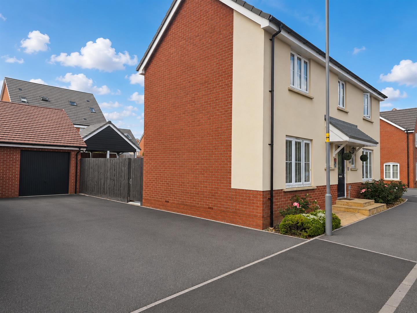 St. Vincent Avenue, Newton Leys, Bletchley, Milton Keynes